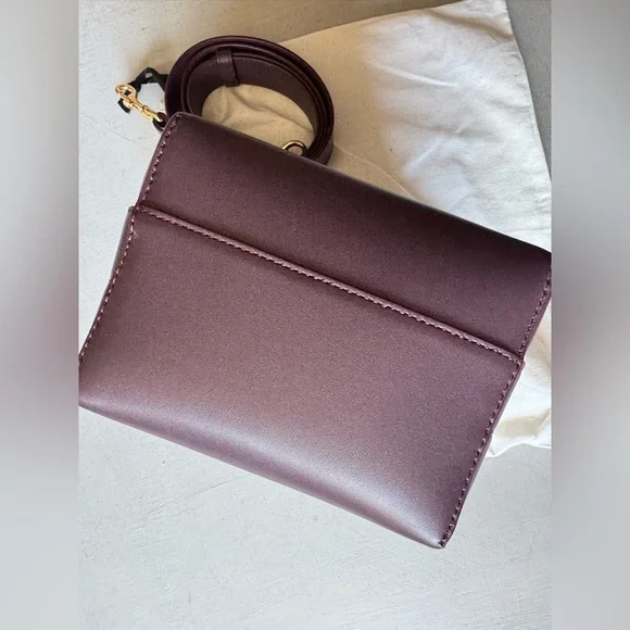 NWT CUYANA Mini Linea Bucket Bag in PLUM Smooth Leather - Picture 6 of 12